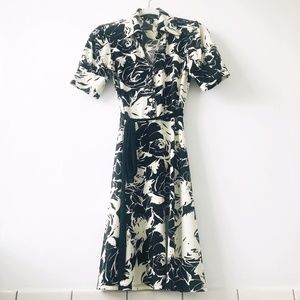 Guess Floral Short Sleeve Ivory Black Dress Small